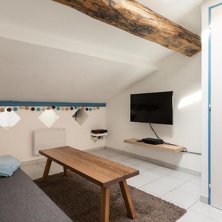 Dify Le Perrache Apartamento Lyon Exterior foto